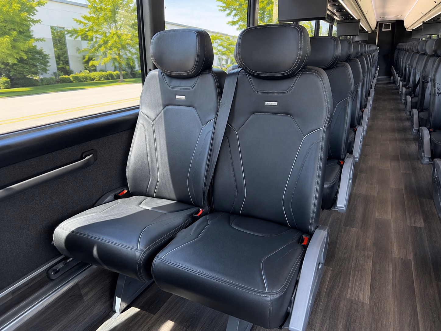 buses for park hyatt aviara resort weddings and bridal party pickups