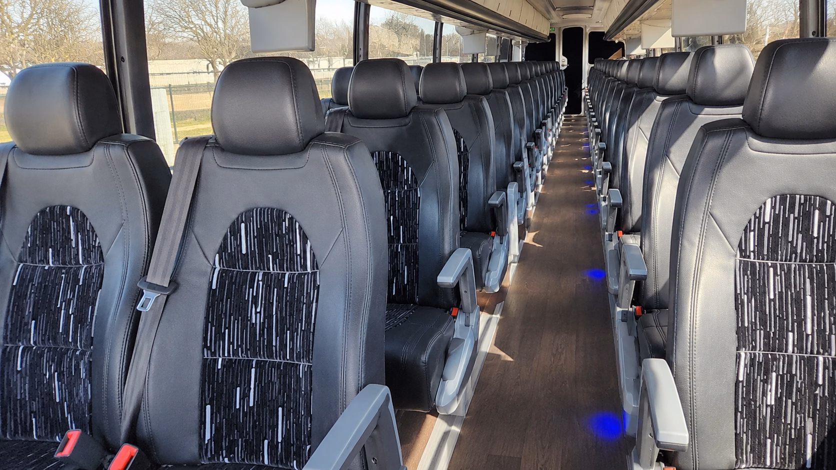 buses to the temecula valley balloon wine festival at lake skinner