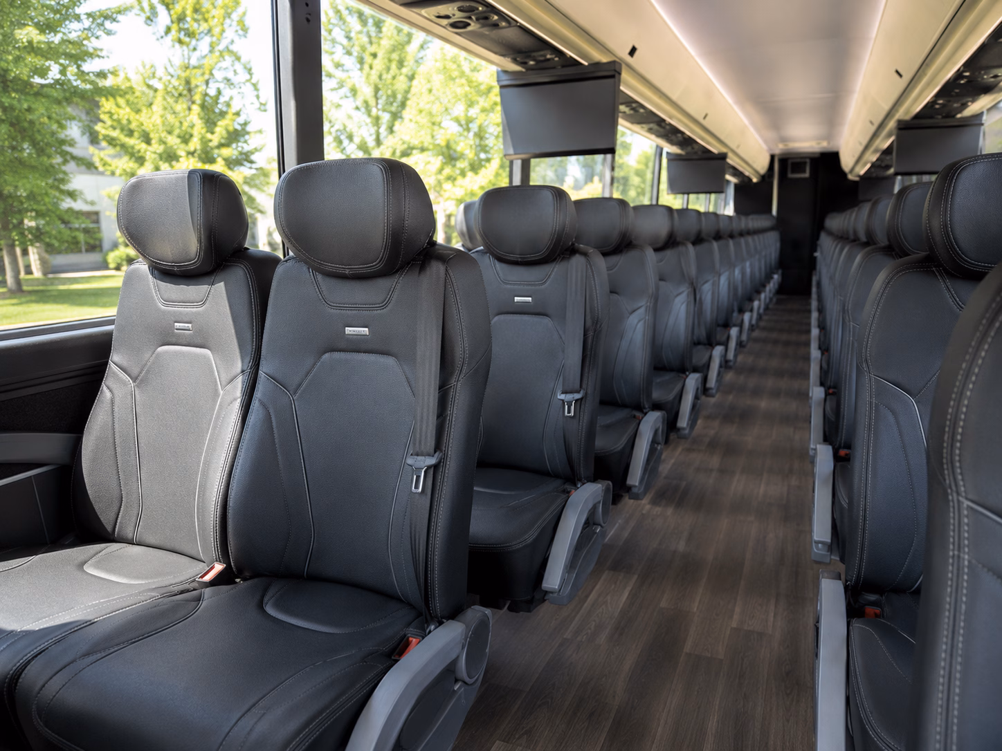 charter buses to north island credit union amphitheatre from carlsbad