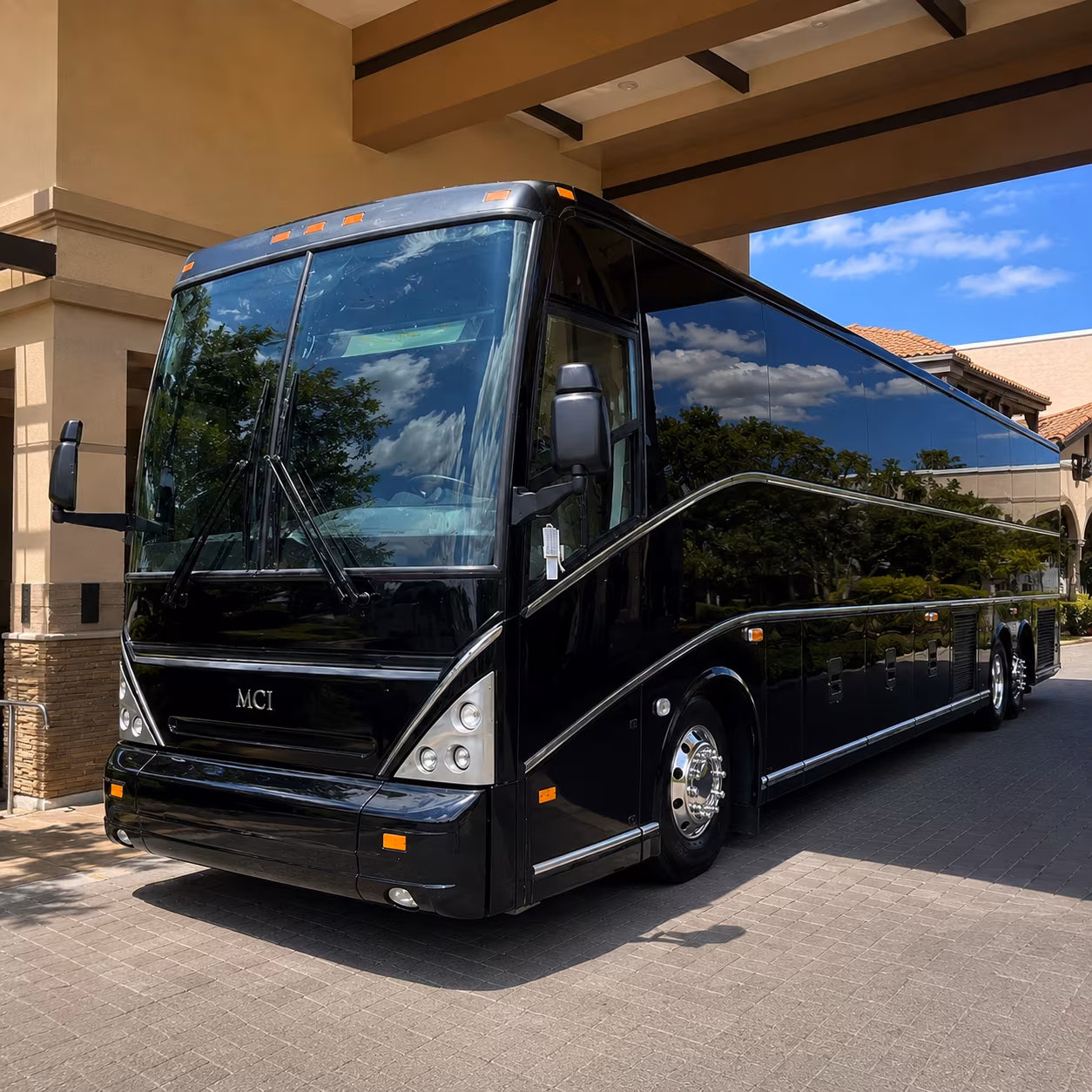 corporate airport transfer buses to san diego international san